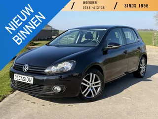 Volkswagen Golf 1.2 TSI Tour | 5-DRS | AIRCO | TREKHAAK | NAVIGATIE | CRUISE CONTROL |