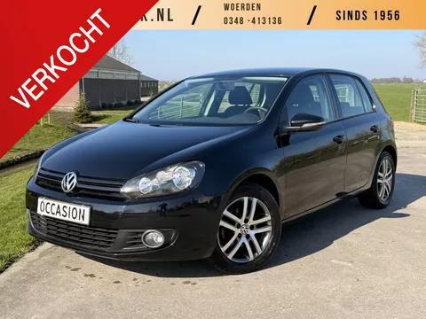 Volkswagen Golf 1.2 TSI Tour | 5-DRS | AIRCO | TREKHAAK | NAVIGATIE | CRUISE CONTROL |